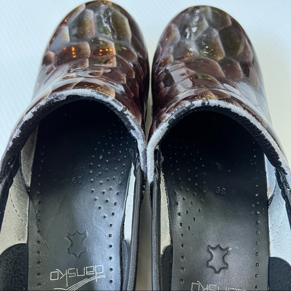 Dansko- Resptile/Snake Print Clogs Size 39 - image 7